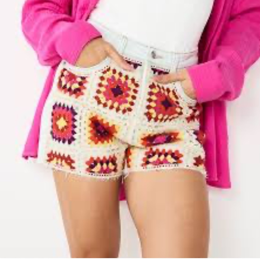 SO Brand DENIM/Crocheted Shorts High Rise 2.5” Inseam Size 1/25